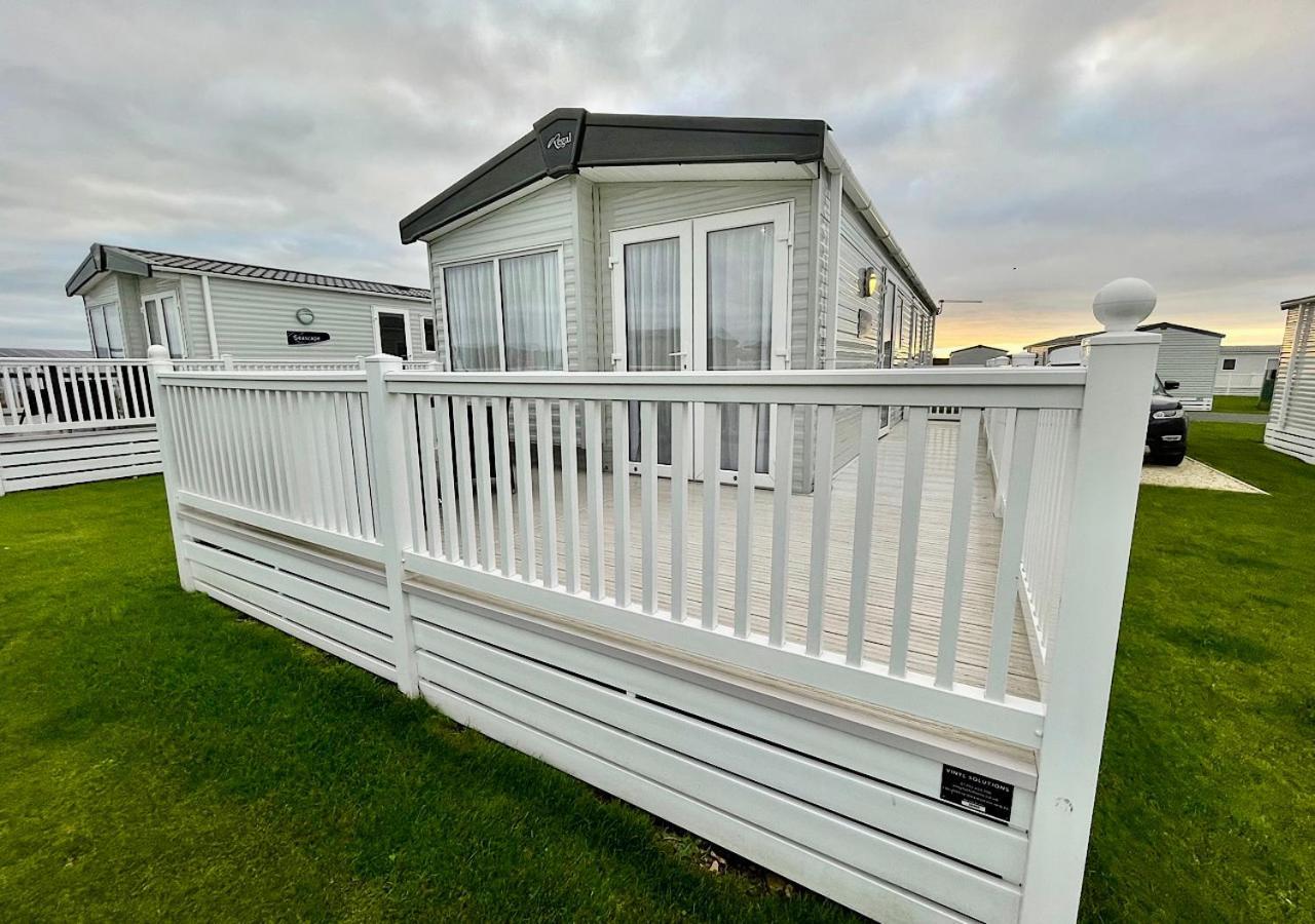 Luxury 3 Bedroom Caravan Between Perranporth And Newquay, Cornwall 뉴키 외부 사진