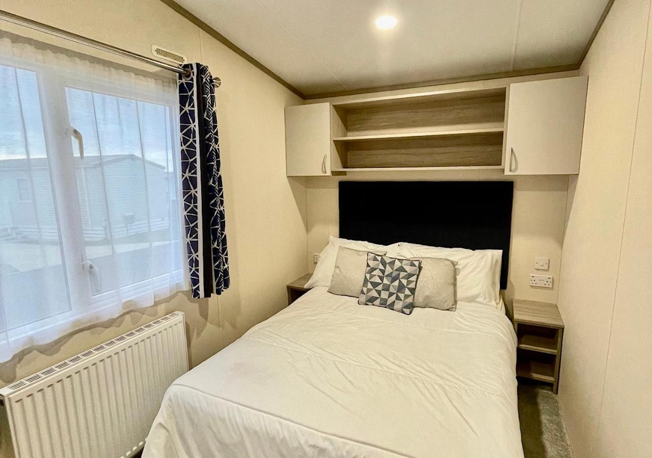 Luxury 3 Bedroom Caravan Between Perranporth And Newquay, Cornwall 뉴키 외부 사진
